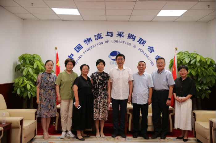 唐山海港区社会事务局局长唐丽敏一行访问米兰体育登录v1452 唐山海港区社会事务局局长唐丽敏一行访问米兰体育登录v1452