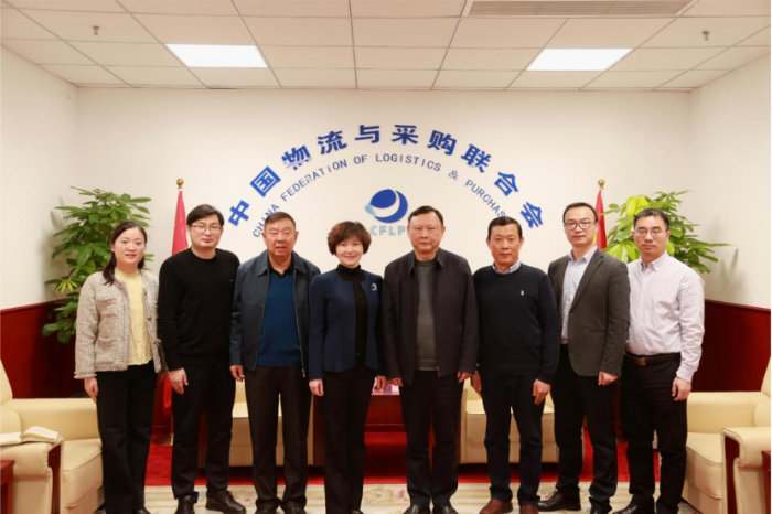 何黎明会见北京物资学院党委书记吴惠一行378 何黎明会见北京物资学院党委书记吴惠一行378