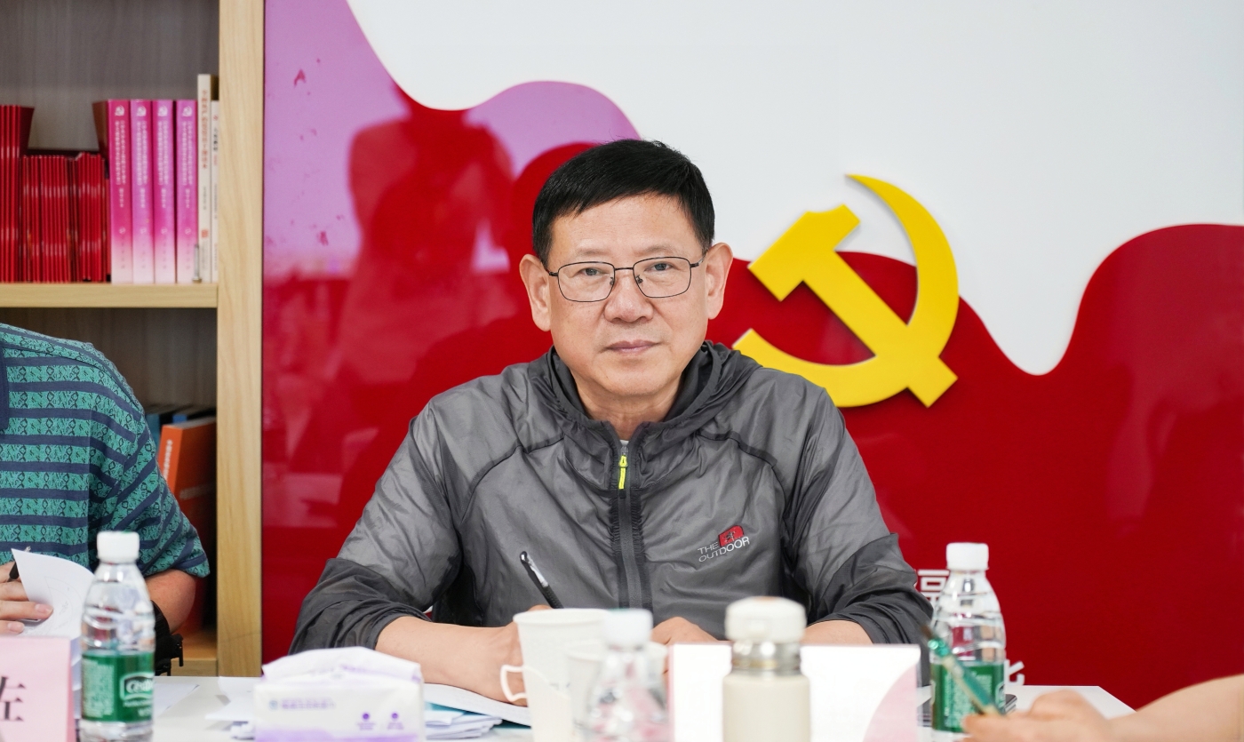 崔.jpg